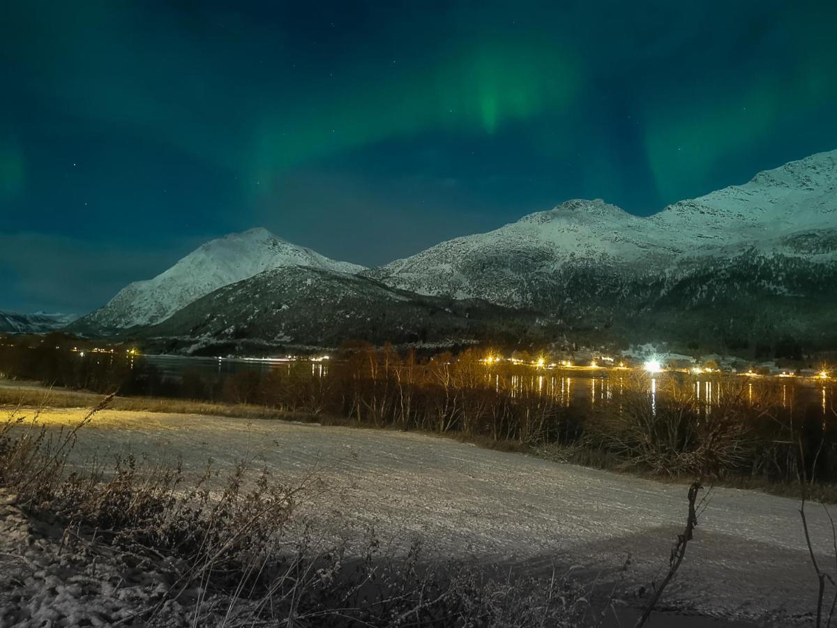 Tjeldoya Slott Hotel Hov  Bagian luar foto
