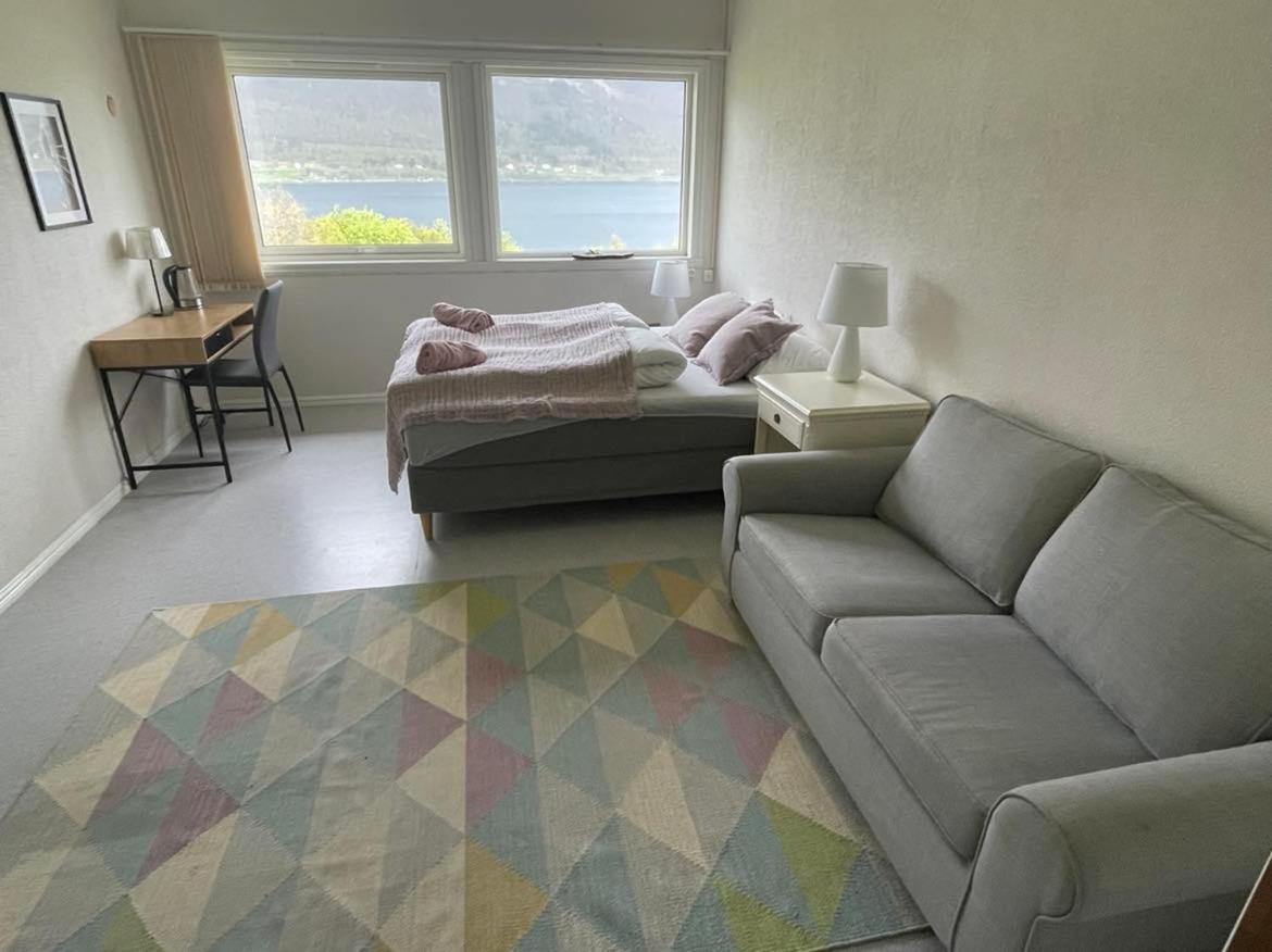 Tjeldoya Slott Hotel Hov  Bagian luar foto